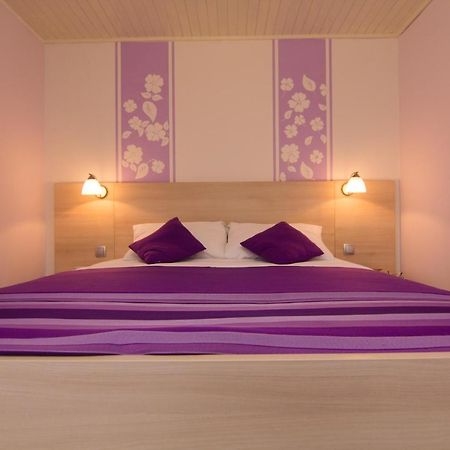 Apartments Dario Krk Town Zewnętrze zdjęcie