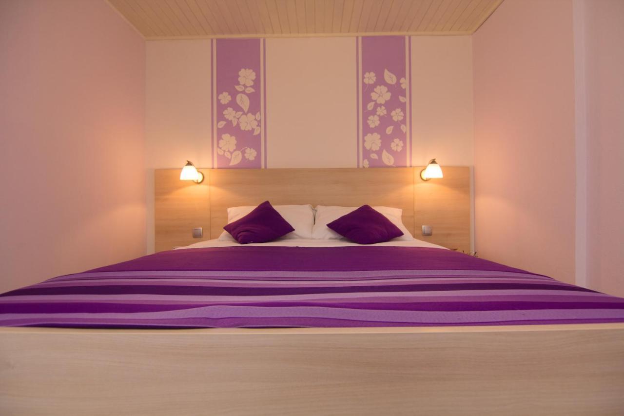 Apartments Dario Krk Town Zewnętrze zdjęcie