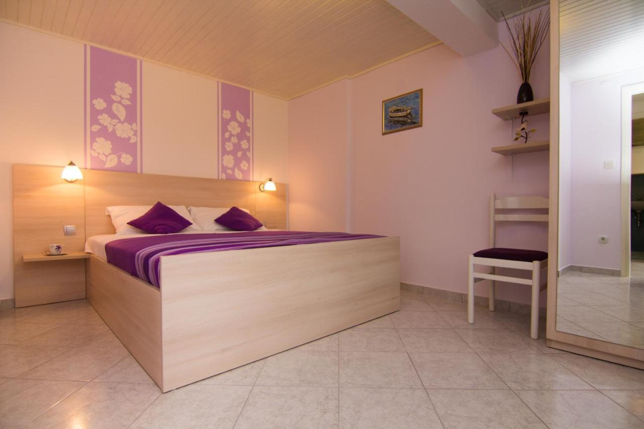Apartments Dario Krk Town Zewnętrze zdjęcie