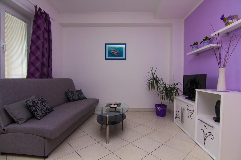 Apartments Dario Krk Town Zewnętrze zdjęcie