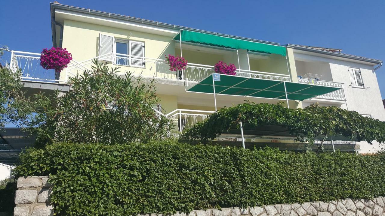 Apartments Dario Krk Town Zewnętrze zdjęcie